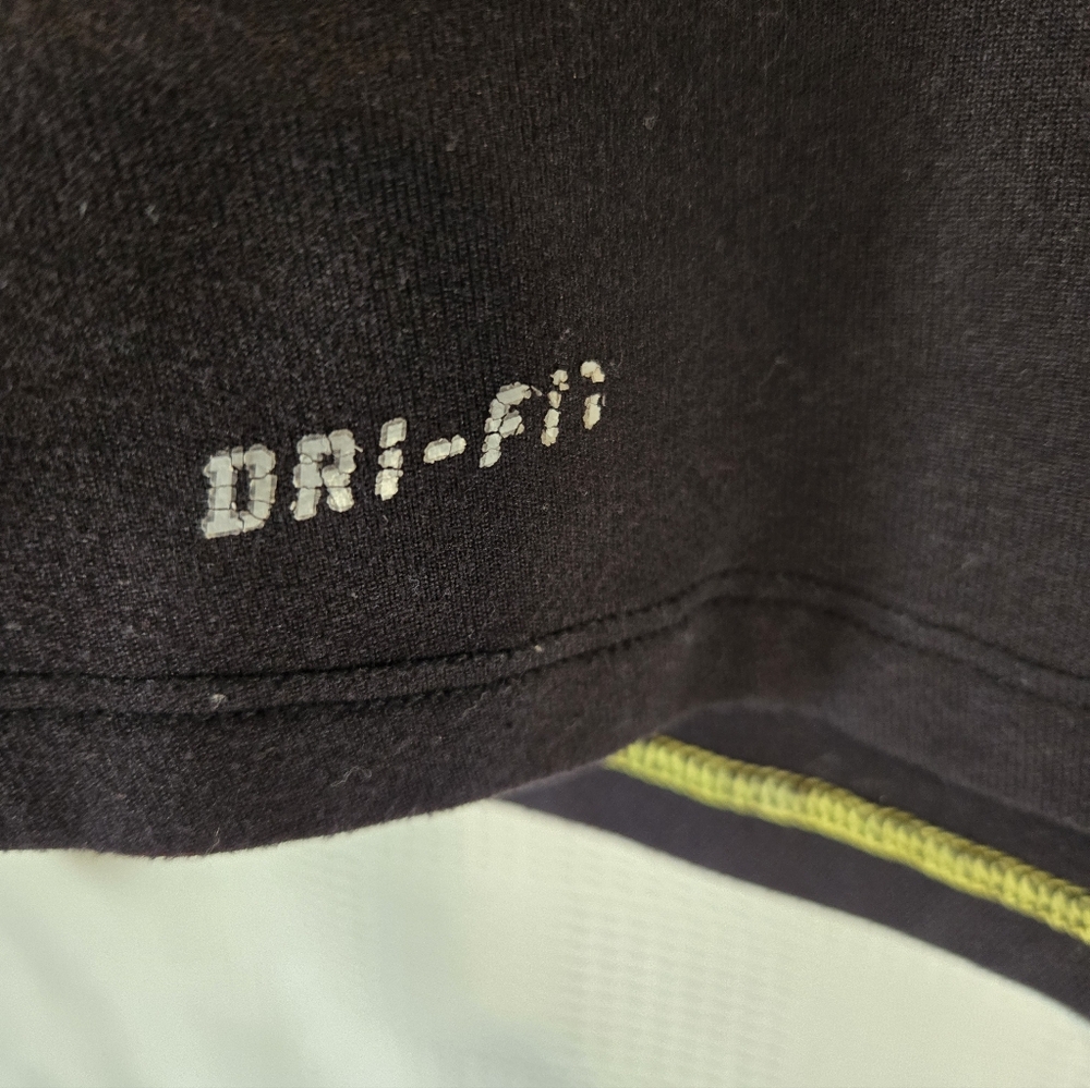 Nike Oregon Ducks Black Pullover with Yellow Accents - Picture 4 of 5